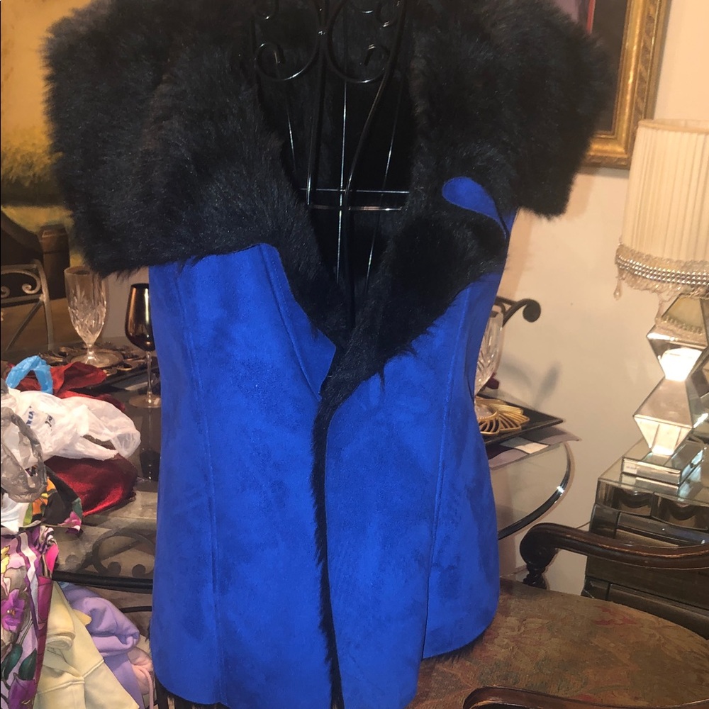 A/X Armani Exchange Blue Suede Vest with Black Fur Trim 😍